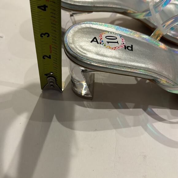 Abound NWT Strappy Clear Heel Sandal, no box. - Picture 6 of 7